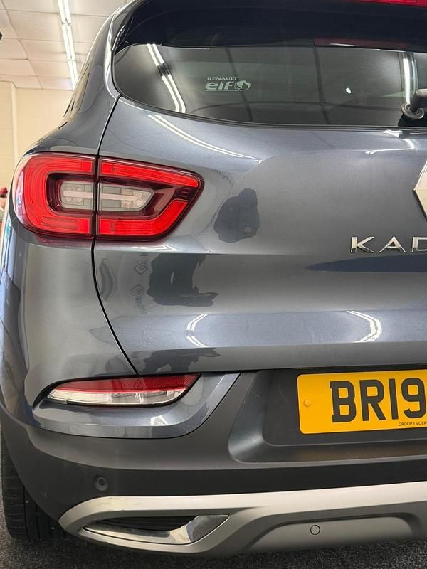Used Renault Kadjar Version S 115 HP (84 kW) 2019 Grey SUV