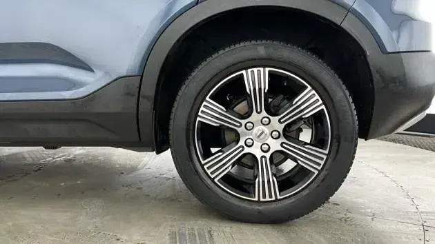Used Volvo XC40 Inscription 163 HP (119 kW) 2022 Black SUV