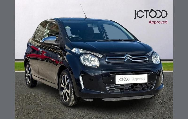 Usado Citroën C1 Shine 71 HP (52 kW) 2021 Preto Citadino