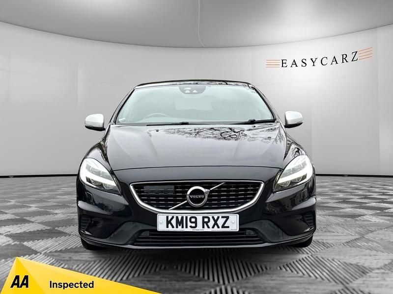 Used Volvo V40 R-Design 2019 Black Hatchback