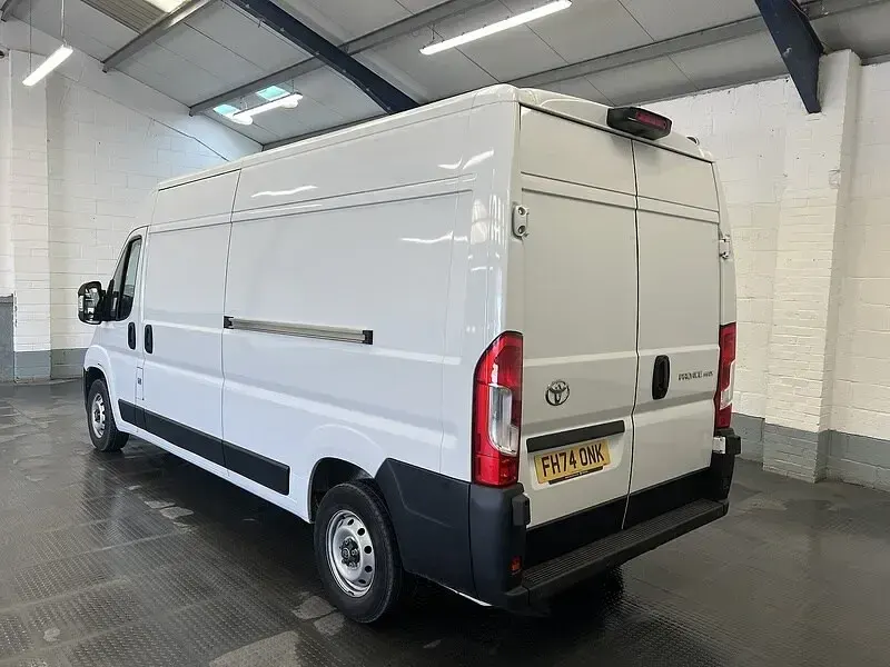 Used Toyota Proace H2 2025 White MPV