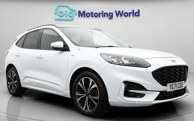 Używany Ford Kuga ST-Line X 120 KM (88 kW) 2021 SUV