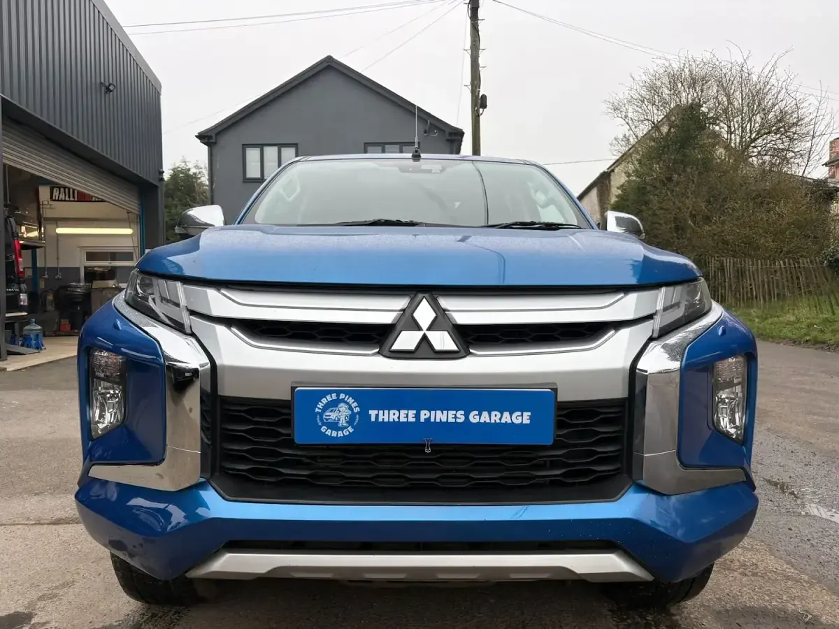 Used Mitsubishi L200 Warrior 150 HP (110 kW) 2021 Blue Pickup