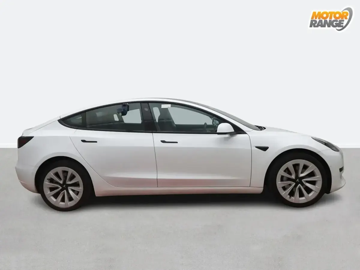 Used Tesla Model 3 Standard Range 208 kW (283 HP) 2022 White Sedan