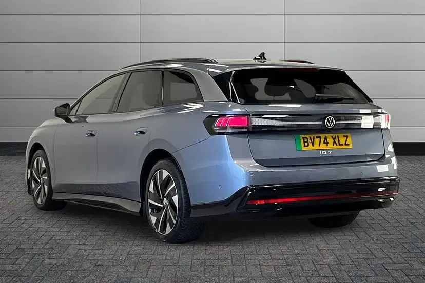 Used VW ID.7 Pro 210 kW (286 HP) 2024 Stonewashed blue Estate