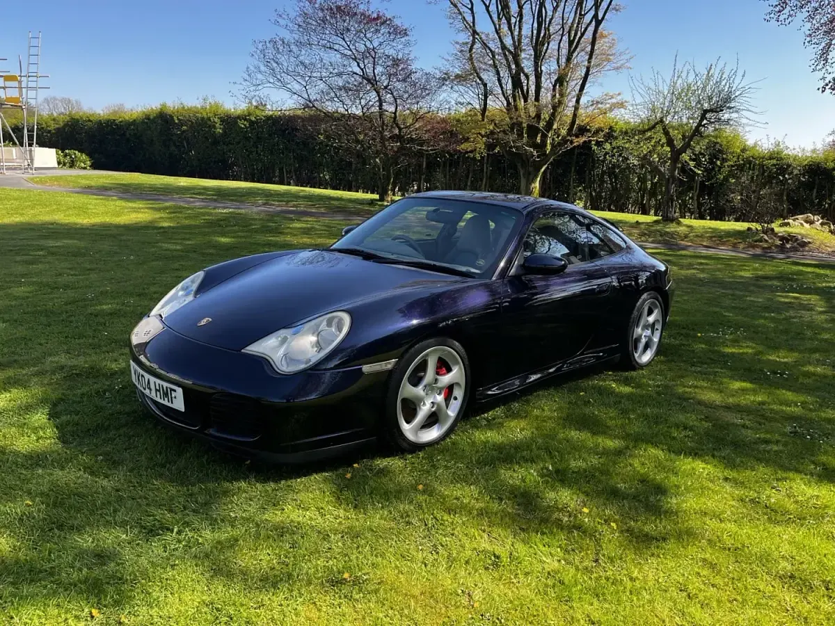 Usado Porsche 911 Carrera 4S 315 HP (231 kW) 2004 Azul Coupé