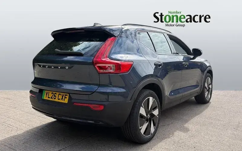 New Volvo EX40 Plus 185 kW (252 HP) 2025 SUV