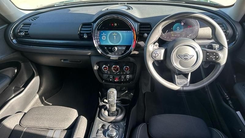 Used Mini Cooper S Clubman Classic 176 HP (129 kW) 2023 Green Estate