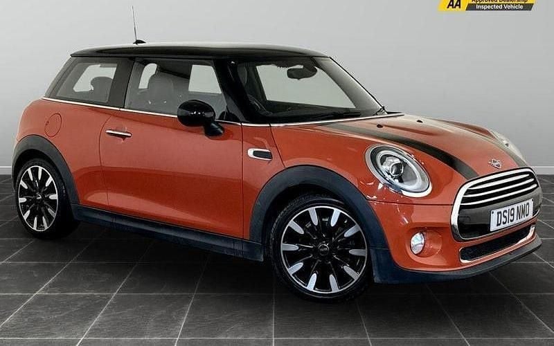 Used 2021 Mini Cooper Exclusive Hatchback | £11,495 (Super price) - Image 1/2