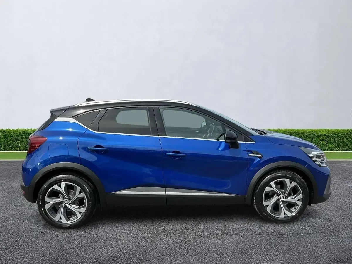 Used Renault Captur R.S. 140 HP (102 kW) 2021 Blue SUV