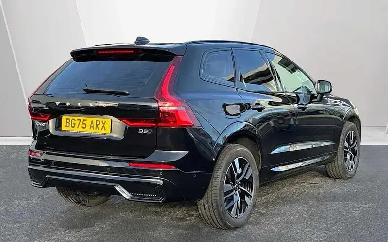 Used Volvo XC60 Plus 250 HP (183 kW) 2026 SUV
