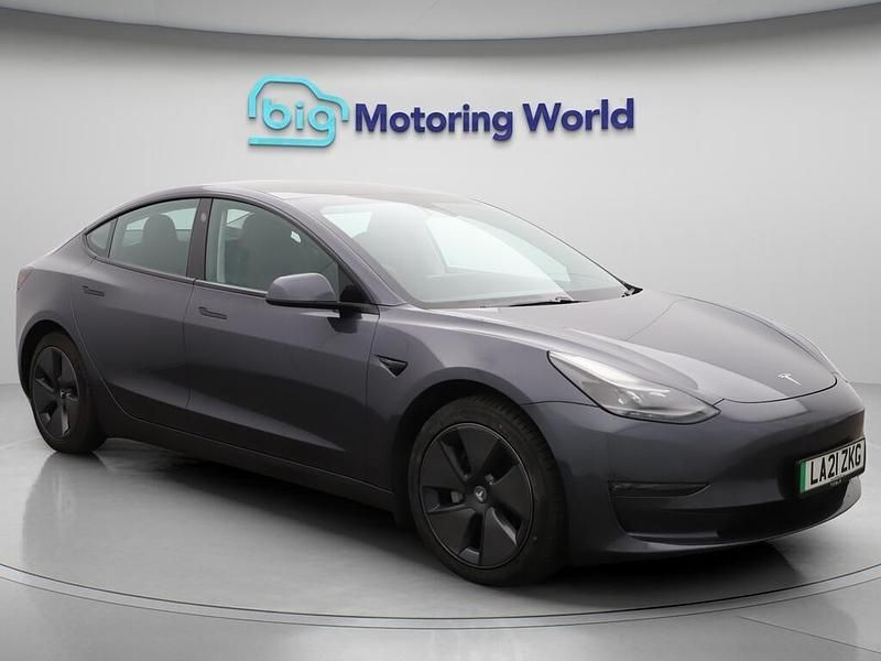 Grey Used 2021 Tesla Model 3 Long Range AWD Sedan | £16,400 (Fair price) - Image 1/4