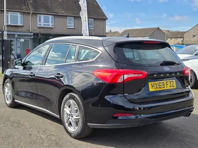 Used Ford Focus Zetec 95 HP (69 kW) 2025 Black Estate
