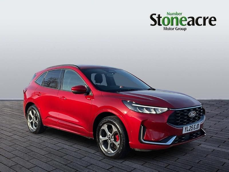 Used Ford Kuga ST-Line 239 HP (175 kW) 2025 Red SUV