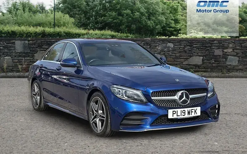 Usado Mercedes C220 AMG Line Premium 194 HP (142 kW) 2019 Sedan