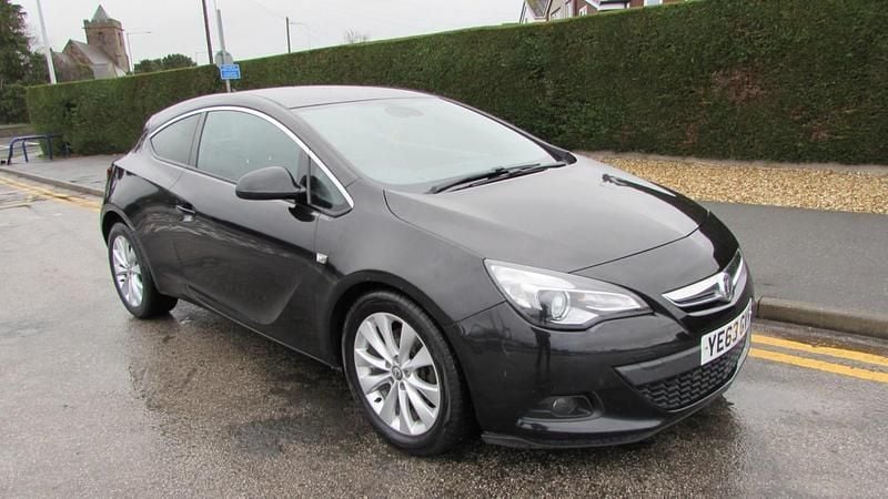 Used Vauxhall Astra GTC SRi 2013 Black Hatchback