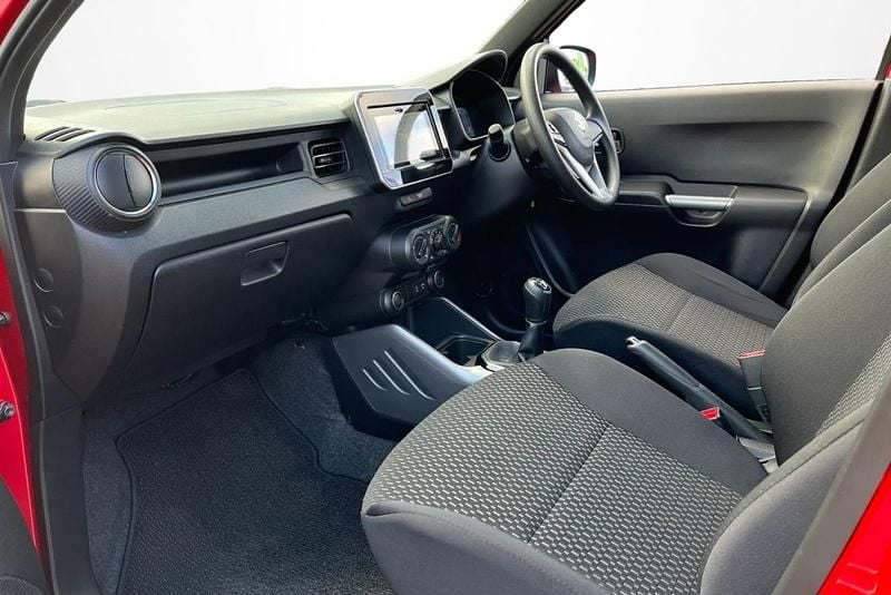 Usado Suzuki Ignis SZ-T 83 HP (61 kW) 2023 Vermelho Citadino