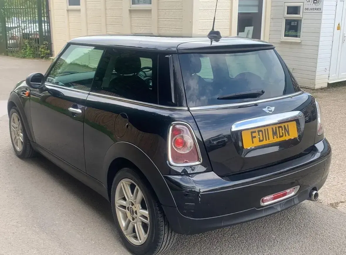 Used Mini One D Hatch 90 HP (66 kW) 2011 Black Hatchback