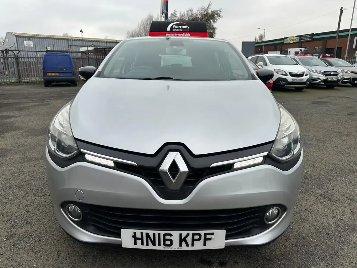 Usado Renault Clio IV Dynamique 2016 Prateado Citadino