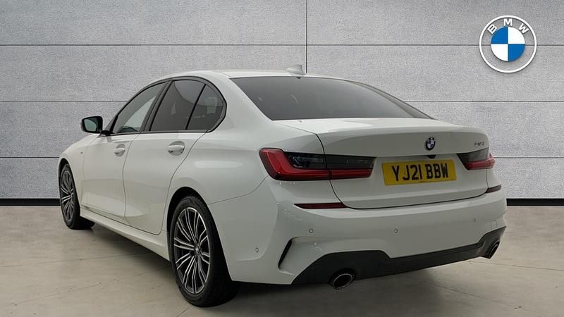 Used BMW 318 M Sport 156 HP (114 kW) 2021 White Sedan