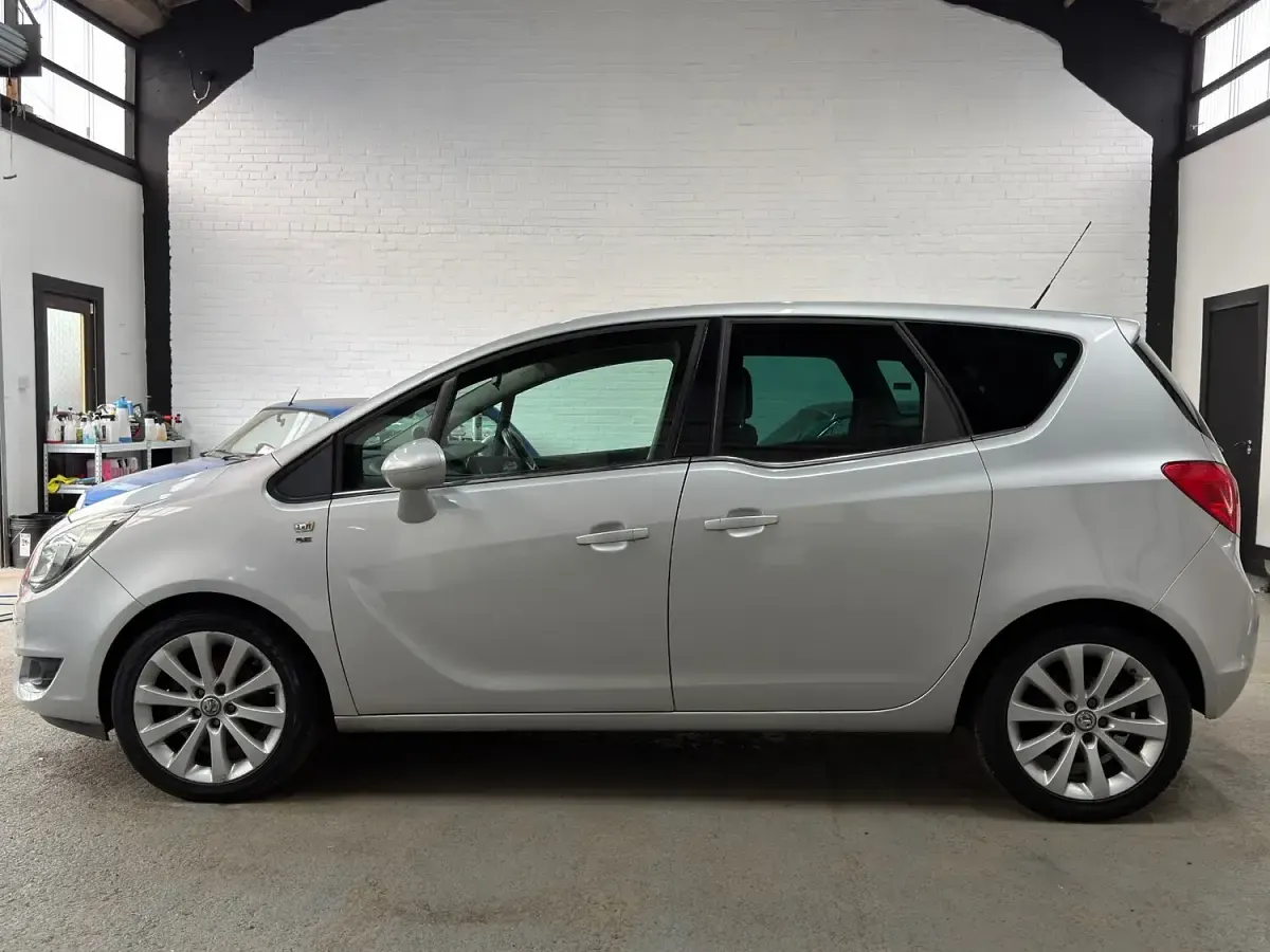 Used Vauxhall Meriva 2015 Silver MPV
