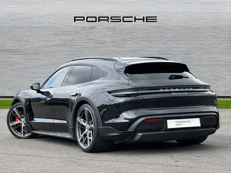 Used Porsche Taycan Cross Turismo 419 kW (571 HP) 2023 Black Estate