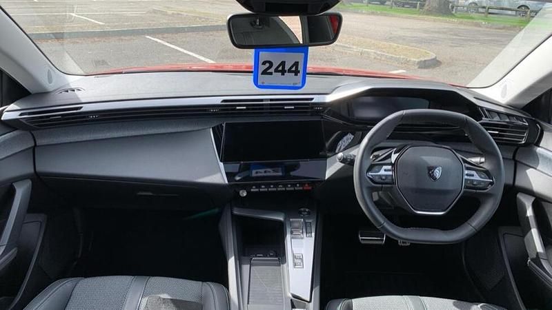 Used Peugeot 308 Allure 129 HP (94 kW) 2023 Hatchback