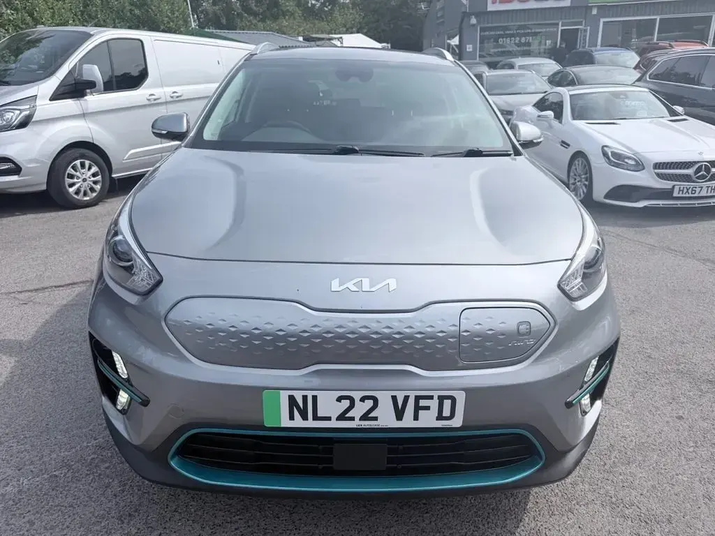 Used Kia Niro 150 kW (204 HP) 2022 Grey SUV