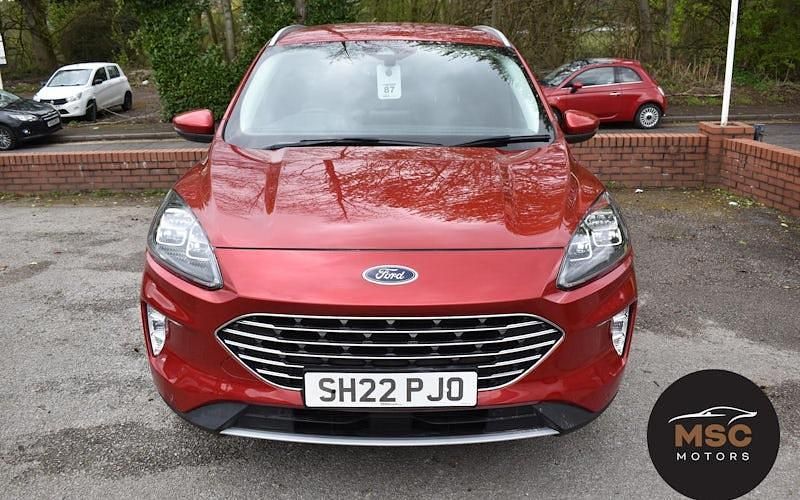Used Ford Kuga Titanium 190 HP (139 kW) 2021 Red SUV