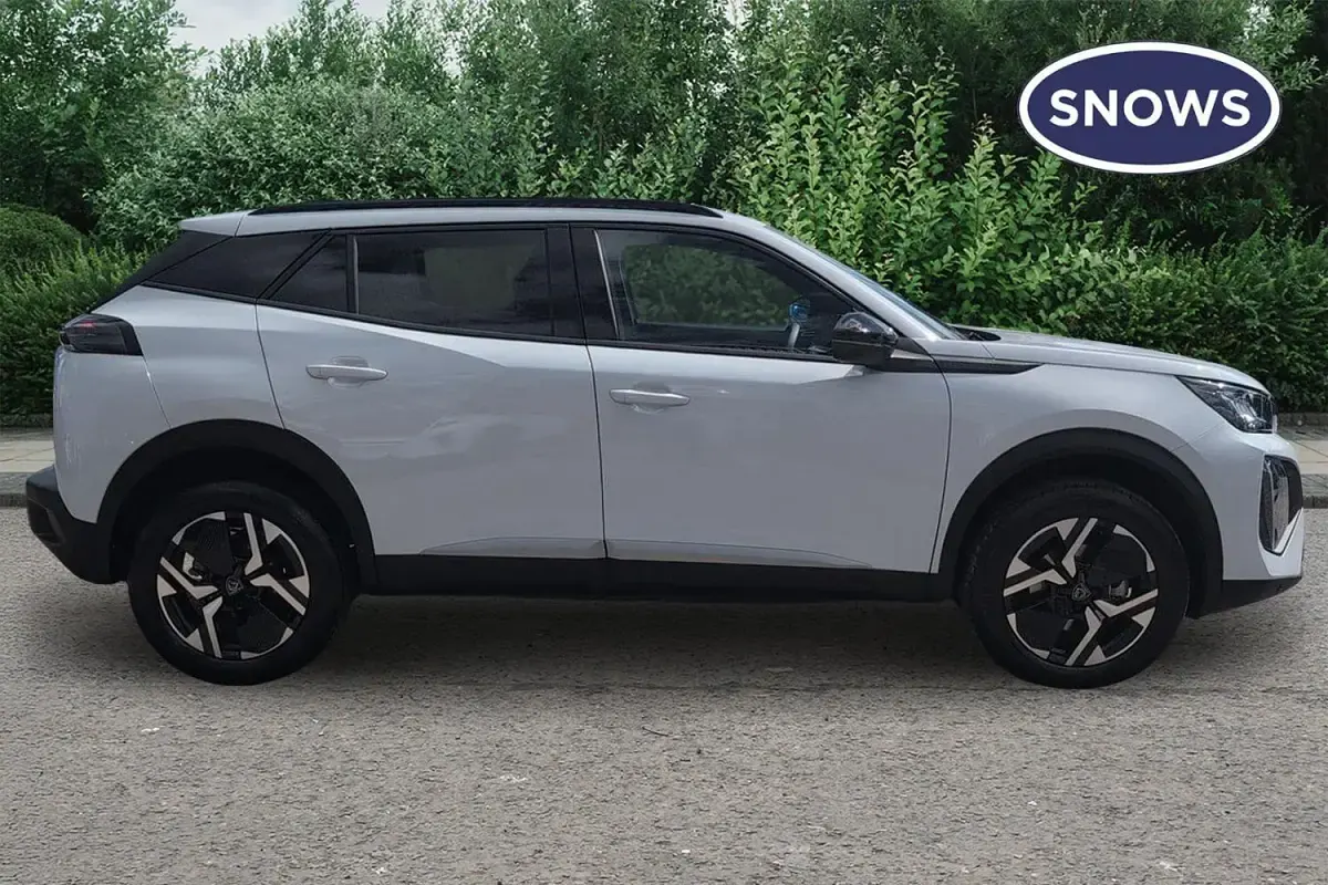 Used Peugeot 2008 Allure 131 HP (96 kW) 2025 White SUV