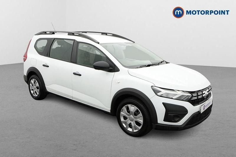 White Used 2023 Dacia Jogger Essentiel MPV | £12,099 (Fair price) - Image 1/4