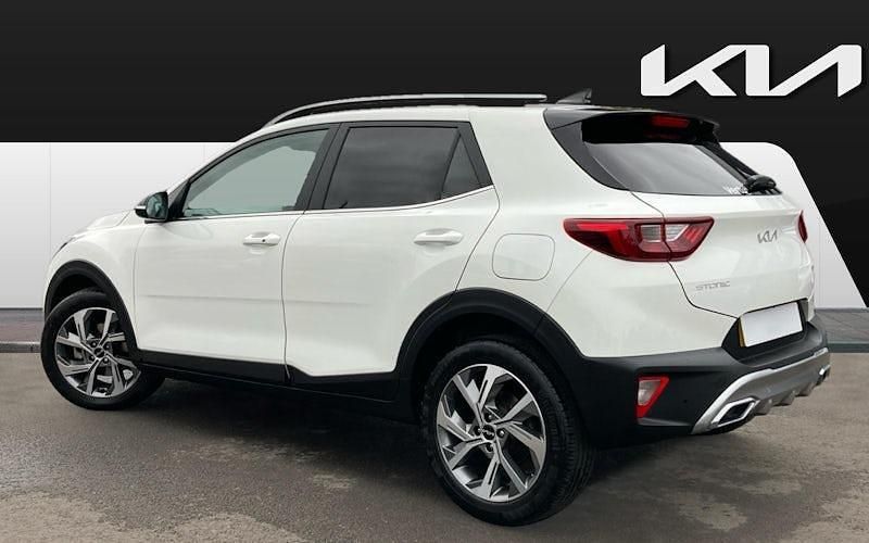 Used Kia Stonic GT-Line S 120 HP (88 kW) 2023 White SUV