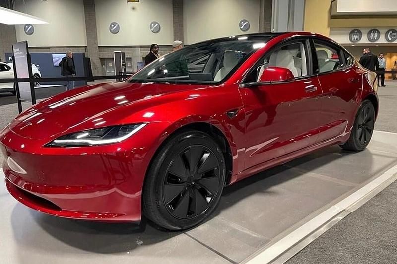 Used Tesla Model 3 Long Range AWD 11 kW (15 HP) 2024 Sedan