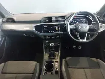 Second-hand Audi Q3 S-Line 150 CP (110 kW) 2023 Gri SUV