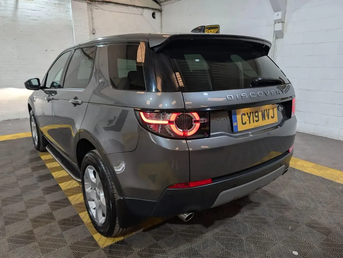 Used Land Rover Discovery Sport SE 2019 Grey SUV