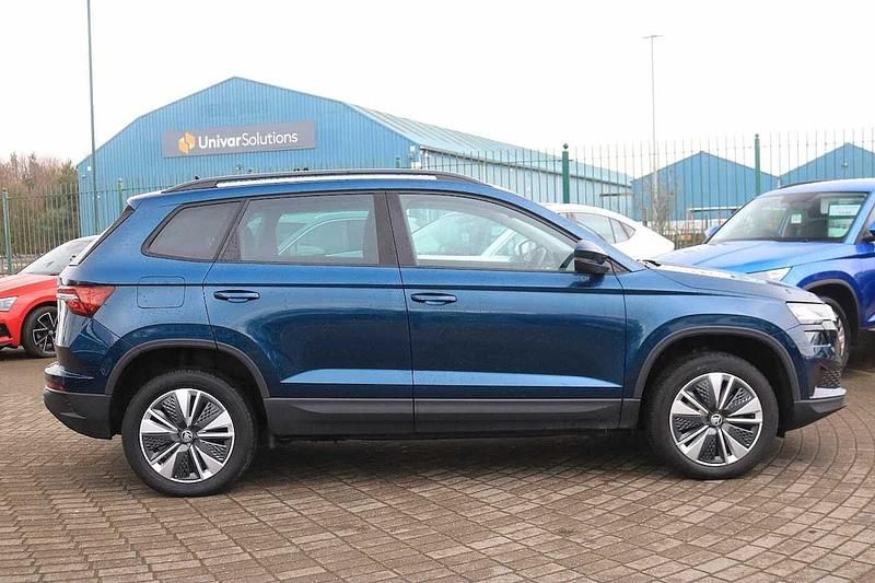 Used Skoda 110 R SE Drive 81 HP (59 kW) 2023 Petrol blue metallic Estate