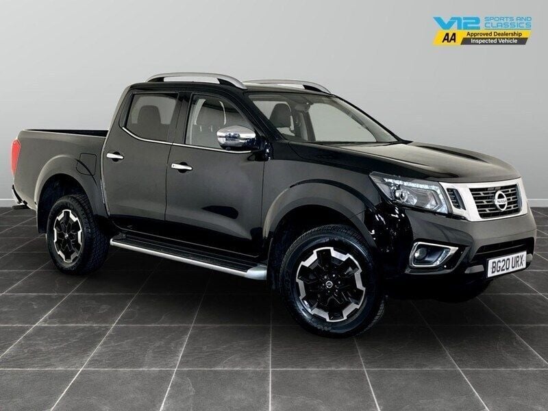 Black Used 2020 Nissan Navara Tekna Pickup | £16,995 (Super price) - Image 1/2