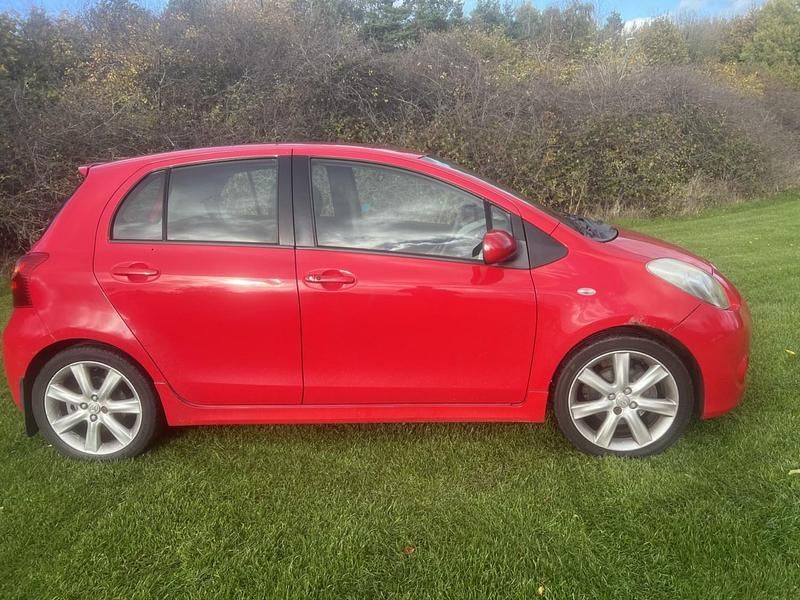 Used Toyota Yaris SR 2008 Red Hatchback