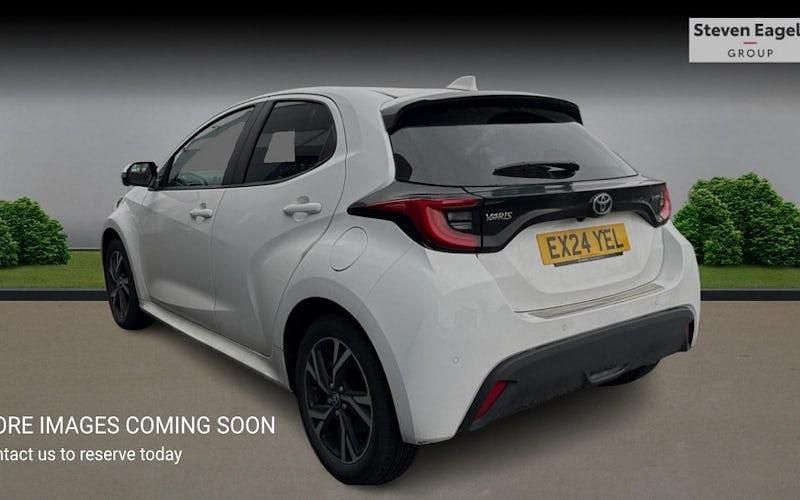 Used Toyota Yaris Hybrid Design 116 HP (85 kW) 2026 Hatchback