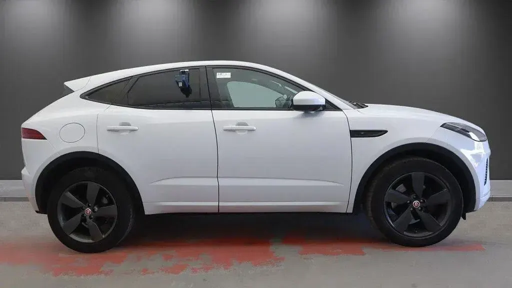 Used Jaguar E-Pace Chequered Flag 150 HP (110 kW) 2020 SUV
