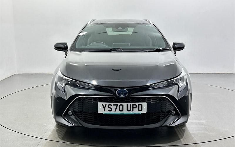 Used Toyota Corolla Design 122 HP (89 kW) 2021 Black Estate