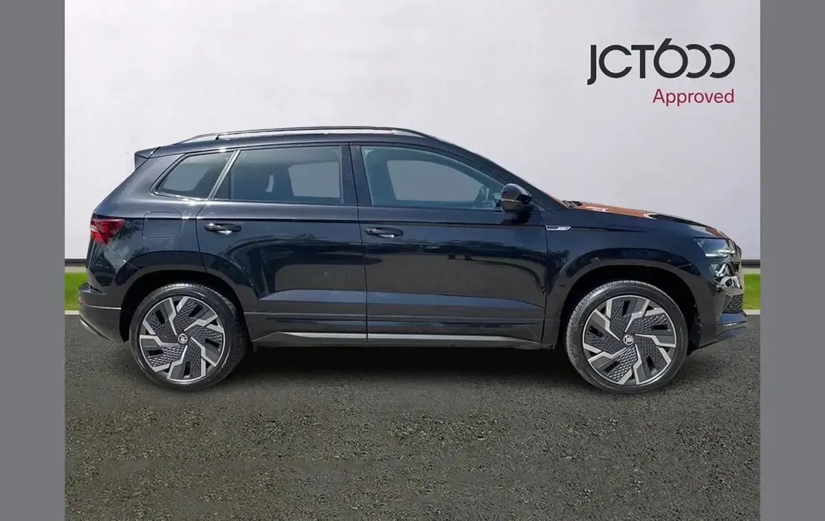 Used Skoda Karoq SportLine 187 HP (137 kW) 2023 Black SUV
