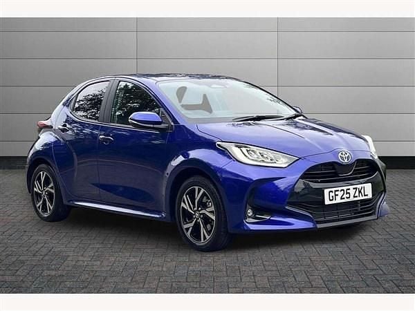 New 2025 Toyota Yaris Design Hatchback | £21,695 - Image 1/2