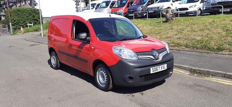 Used Renault Kangoo Business 2017 Red MPV
