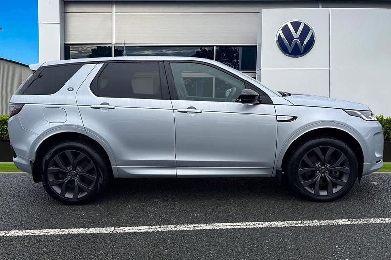 Used Land Rover Discovery Sport SE Dynamic 300 HP (220 kW) 2022 Silver SUV