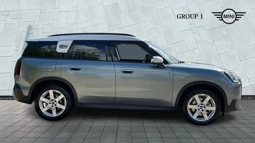 Used Mini Countryman 168 HP (123 kW) 2026 Green SUV