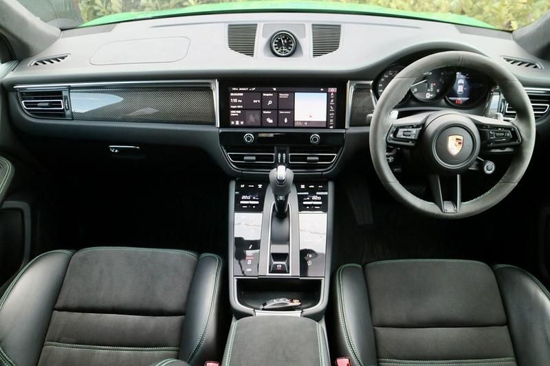 Used Porsche Macan 2022 Green SUV