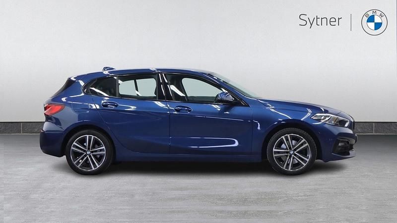 Used BMW 118 Sport Line 136 HP (100 kW) 2021 Blue Hatchback