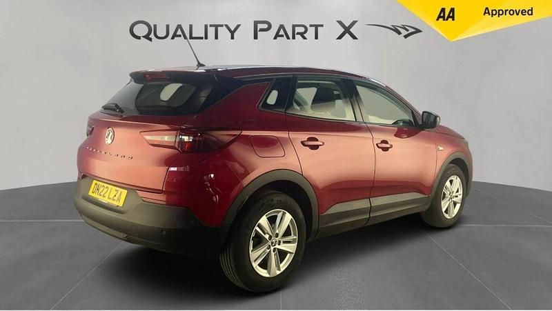 Second-hand Vauxhall Grandland X Design Edition 2022 Roșu SUV