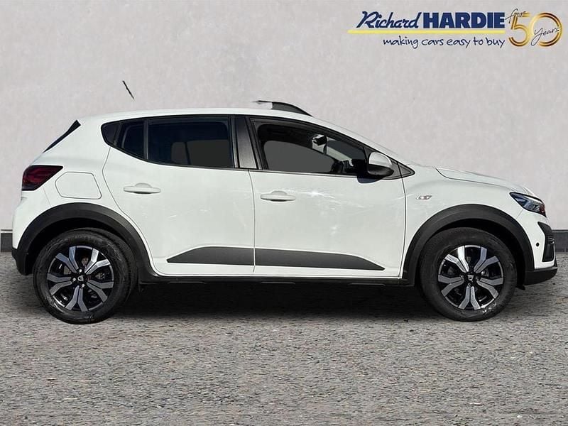 Used Dacia Sandero Prestige 89 HP (65 kW) 2022 White Hatchback